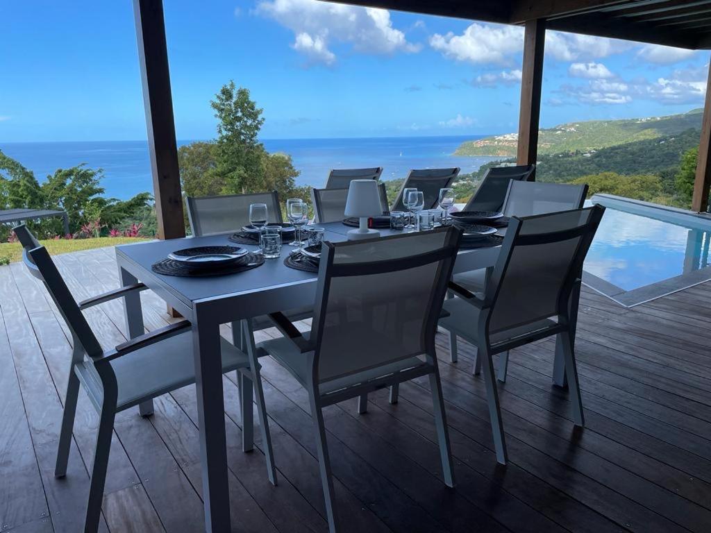Calypso Bay Villa บูญองต์ ภายนอก รูปภาพ